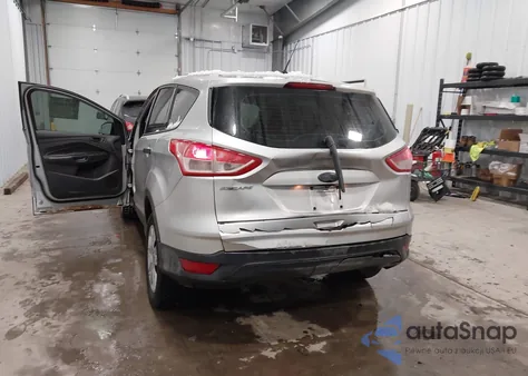 2015 Ford Escape S из США, поврежденный, VIN 1FMCU0F72FUB65325